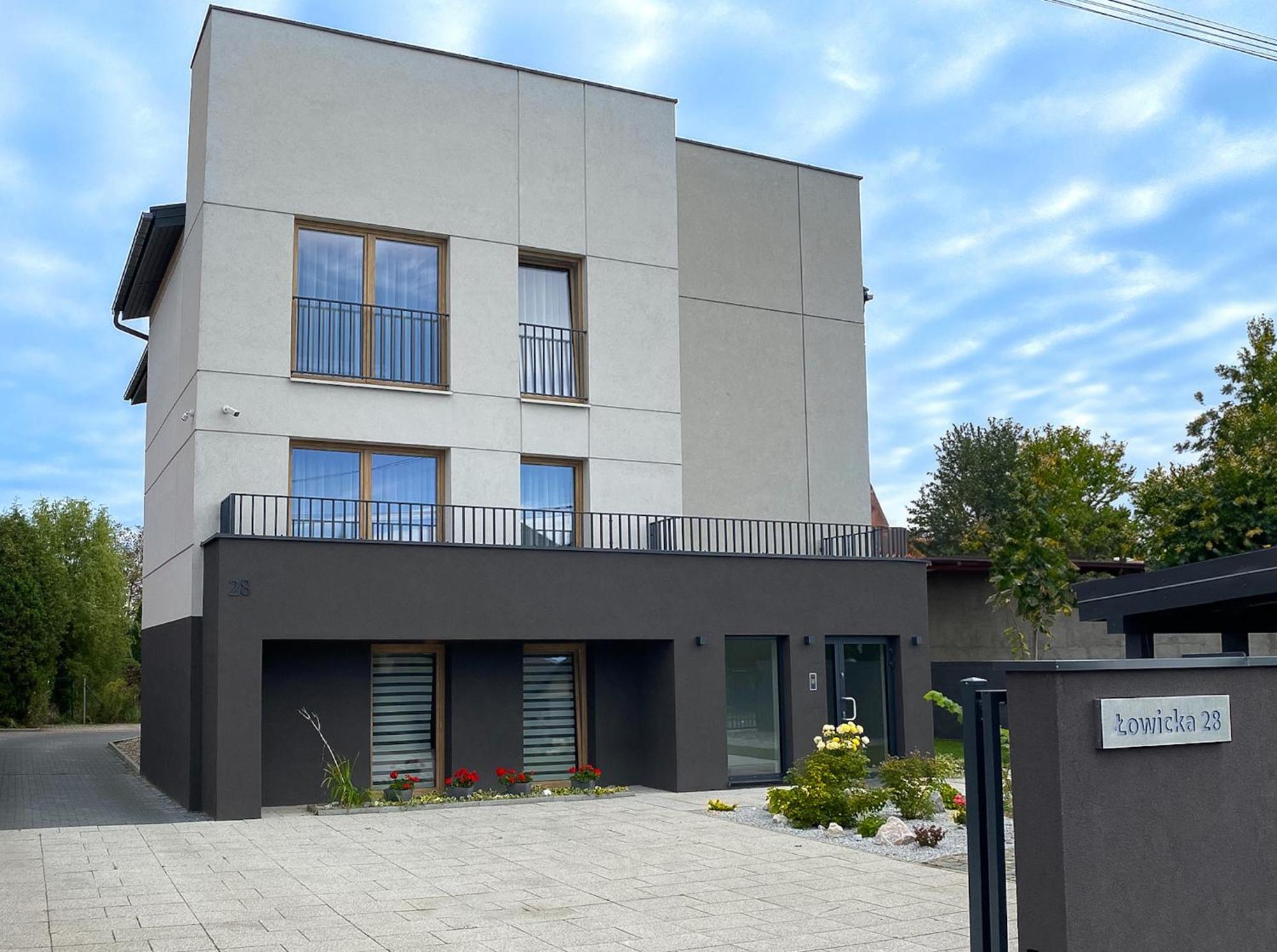 Tanie Noclegi Gliwice - Apartamenty Lowicka 28 Eksteriør billede